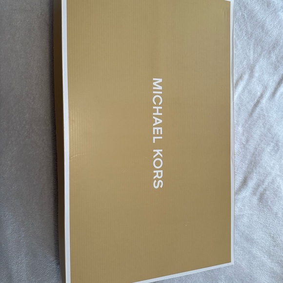 SOLD‼️Michael Kors Nadine Boot Quilted Nappa PU Size:7 Black - Picture 14 of 15